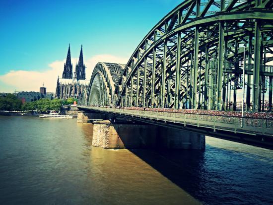 Hohenzollernbrücke